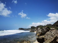 The Beauty of Padang Padang Uluwatu Beach in Bali with Exotic Natural Charm