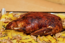 Delicious Food Recipes, How to Make Tender Fried Duck with a Simple Process