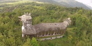 Tempat Wisata yang Sangat Unik yaitu Gereja Ayam yang Berada di Magelang