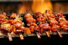 Membuat Makanan jepang dengan Mudah yaitu Yakitori