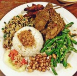 Resep Nasi Campur Ayam Bali dengan Mudah dan Sederhana
