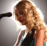 Taylor Swift Jadi Mata Kuliah di New York University
