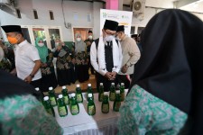 Perluas Pemasaran Produk Program OPOP “One Pesantren One Product”