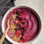 Membuat Berries Smoothies, Menu Diet dengan Rasa yang Enak