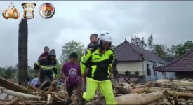 Jalur Denpasar Gilimanuk Lumpuh Total Akibat Banjir Bandang Kecamatan  Mendoyo