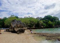 Pantai Padang Padang Bali, Keindahan Alam di Ujung Pulau Dewata