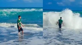 Viral Aksi Pria Memakai Baju Hijau ke Pantai Selatan