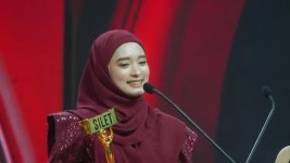 Inara Rusli yang Mendapatkan 2 Penghargaan di Acara Silet Award 2023