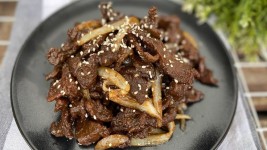 Resep Beef Teriyaki Bowl ala Jepang, Enak dan Bikin Nagih!