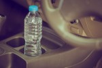 Mengapa Sangat Bahaya Meninggalkan Air Kemasan di Dalam Mobil