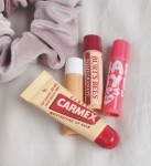 4 Manfaat Sering Memakai Lip Balm Untuk Mendapatkan Bibir Sehat