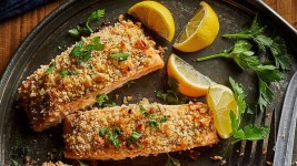 Cara Membuat Crusted Salmon Filets Untuk Penderita Kolesterol