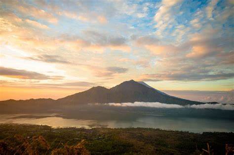 The Charm of Mount Batur Kintamani, its Natural Beauty Makes the Viewer Fall in Love