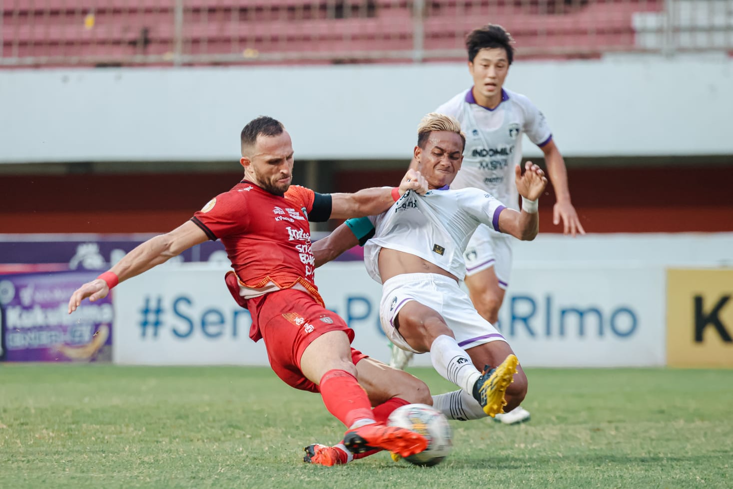 Spasojevic Berhasil Bawa Bali United Imbang 1-1 dengan Persita Tanggerang